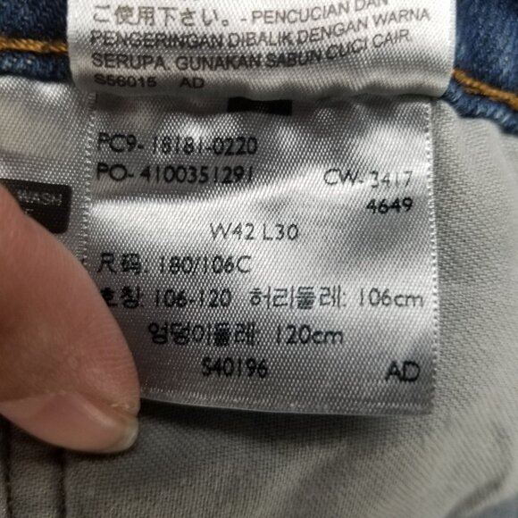 Levis Jeans Mens 42x30 Blue 541 Stretch Athletic Fit Taper Denim - Picture 13 of 14